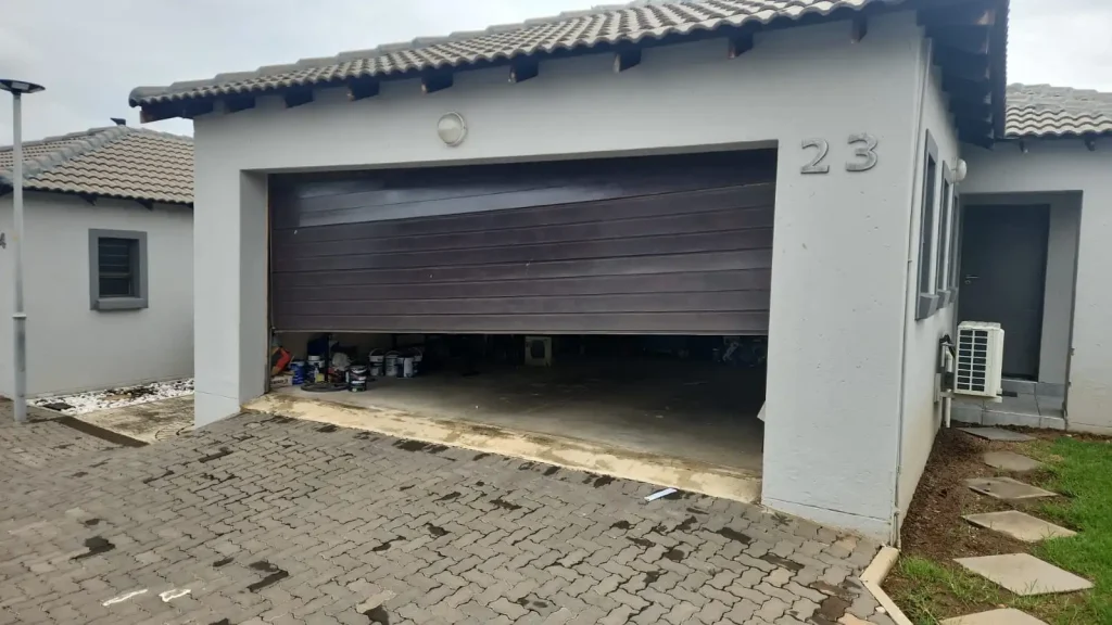 garage door repairs 1 1024x576